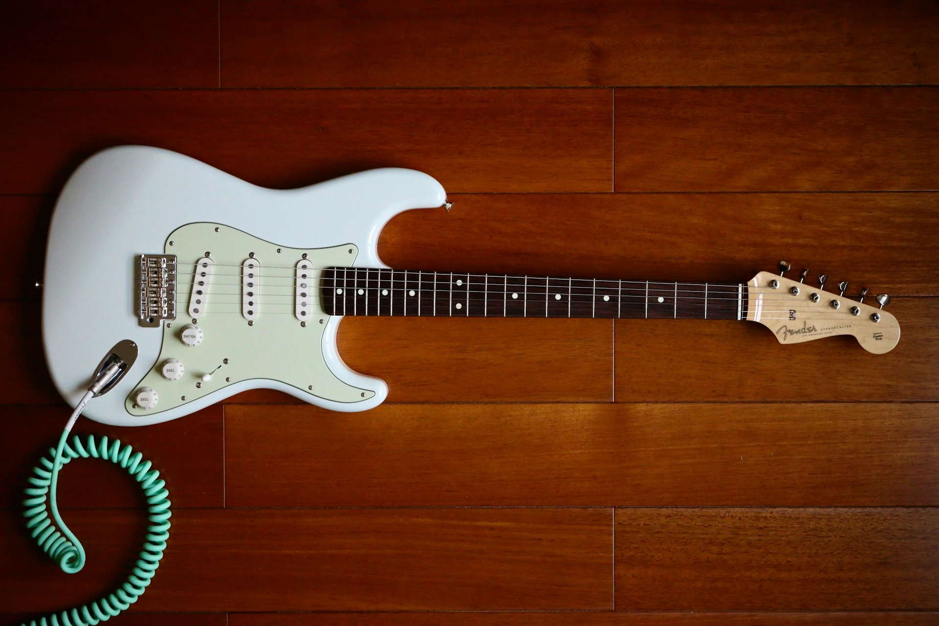 choisir-stratocaster-debutant-guitare